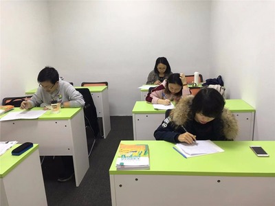 东莞日语高考培训机构介绍日语中常见的几种比较级的句型